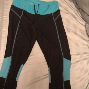 Workout capris